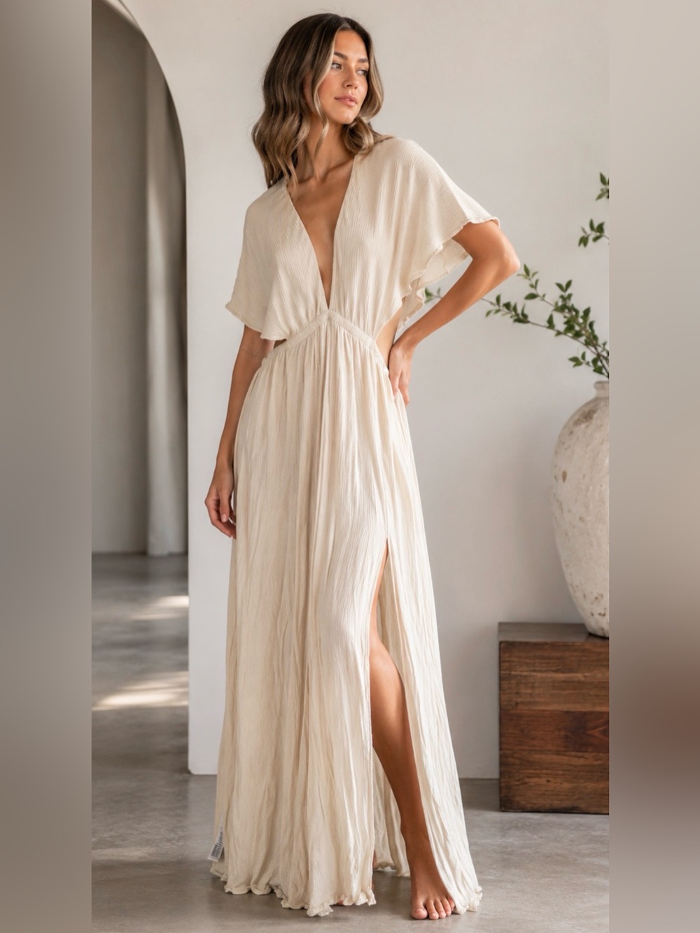ASOS Cream Cutout Maxi Dress with Flutter Sleeves High Slit Boho Resort 8 - Picture 1 of 10